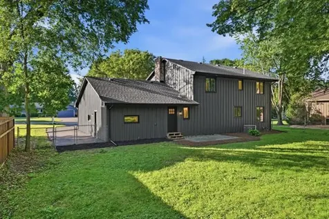 17015 24th Avenue N Plymouth MN 55447