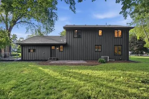 17015 24th Avenue N Plymouth MN 55447
