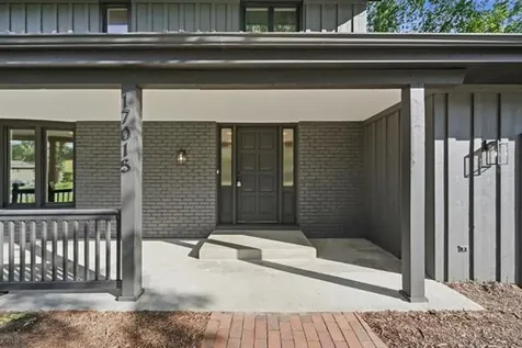 17015 24th Avenue N Plymouth MN 55447