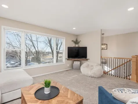 1036 Sunny Ridge Drive Carver MN 55315