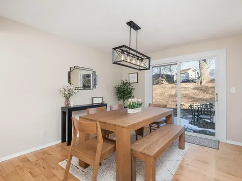1036 Sunny Ridge Drive Carver MN 55315