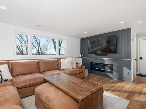 1036 Sunny Ridge Drive Carver MN 55315
