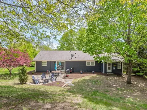 1036 Sunny Ridge Drive Carver MN 55315
