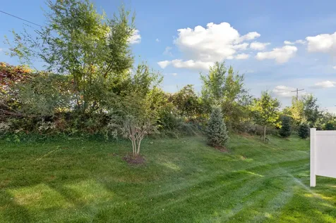 4860 Avery Court Eagan MN 55123