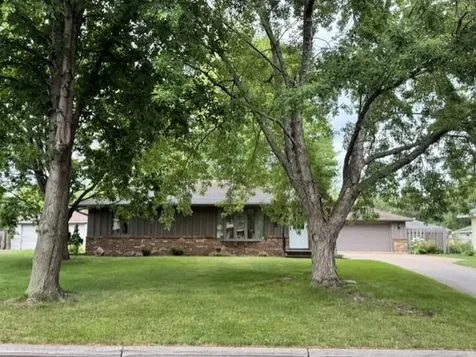 8633 Greenway Avenue S Cottage Grove MN 55016