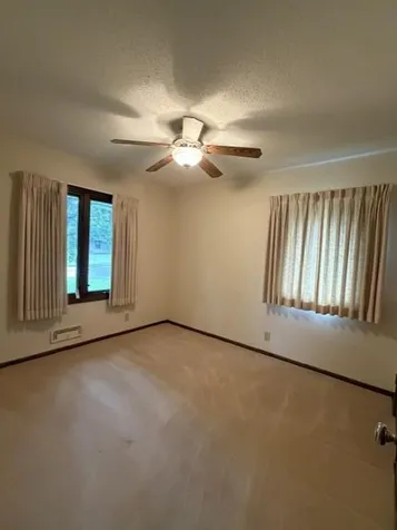 8633 Greenway Avenue S Cottage Grove MN 55016