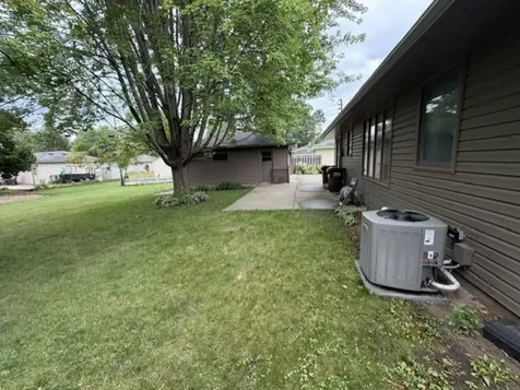 8633 Greenway Avenue S Cottage Grove MN 55016