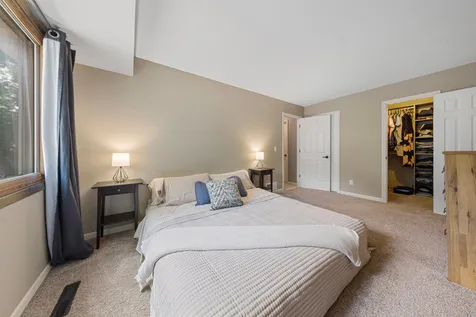 6856 Macbeth Circle Woodbury MN 55125