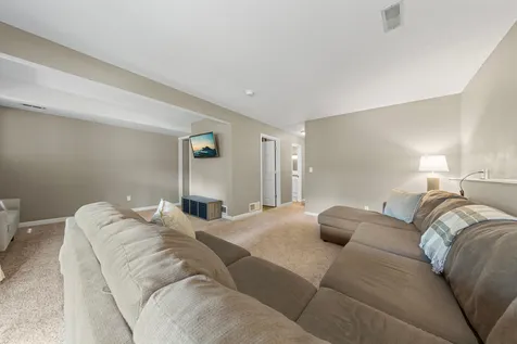 6856 Macbeth Circle Woodbury MN 55125