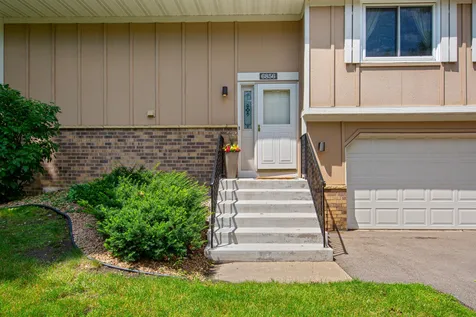 6856 Macbeth Circle Woodbury MN 55125