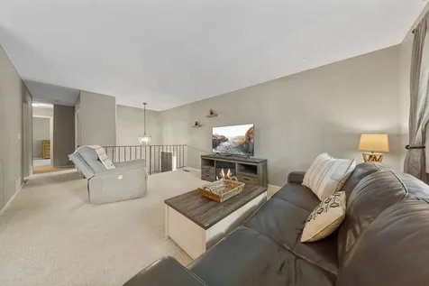 6856 Macbeth Circle Woodbury MN 55125
