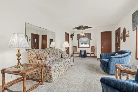 9043 16th Avenue S Bloomington MN 55425