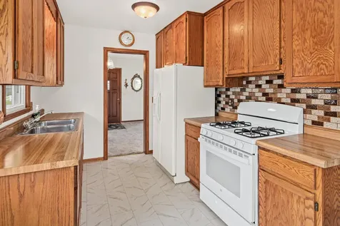 9043 16th Avenue S Bloomington MN 55425