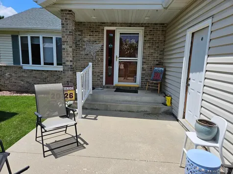 712 Mlinar Avenue Spring Valley MN 55975