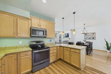 6612 Lamplight Drive Albertville MN 55301