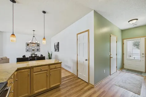 6612 Lamplight Drive Albertville MN 55301