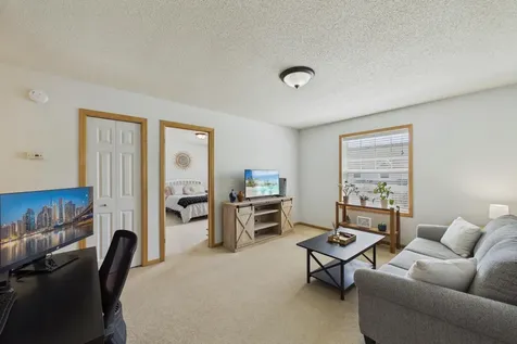 6612 Lamplight Drive Albertville MN 55301