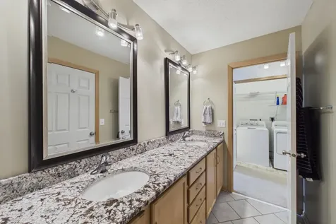 6612 Lamplight Drive Albertville MN 55301