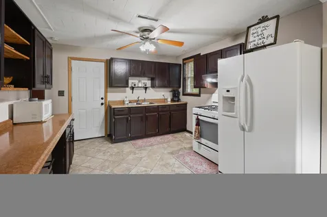 16443 W River Road Little Falls MN 56345
