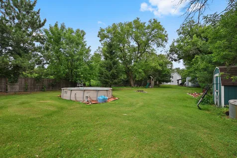 16443 W River Road Little Falls MN 56345