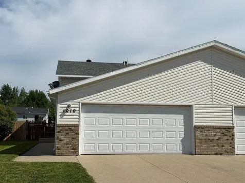 1010 Oak Place West Fargo ND 58078