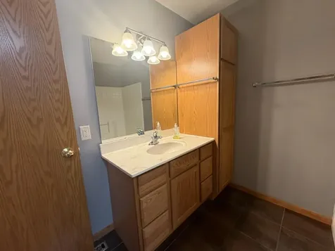 1010 Oak Place West Fargo ND 58078
