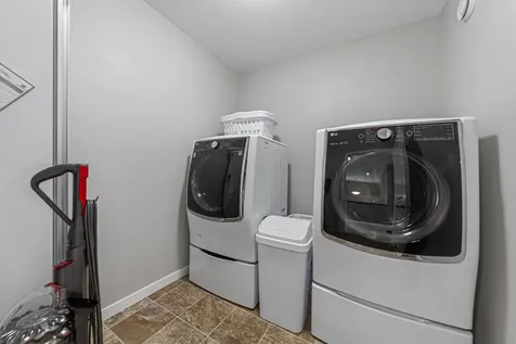 135 Stoneridge Lane NE Owatonna MN 55060