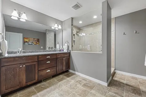 135 Stoneridge Lane NE Owatonna MN 55060