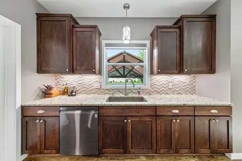 135 Stoneridge Lane NE Owatonna MN 55060