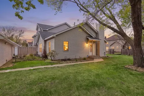 10270 Arrowwood Drive Eden Prairie MN 55347