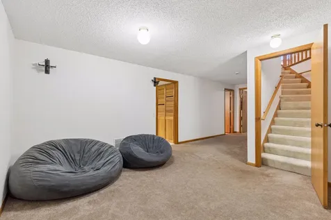 10270 Arrowwood Drive Eden Prairie MN 55347
