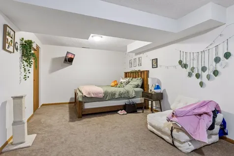 10270 Arrowwood Drive Eden Prairie MN 55347
