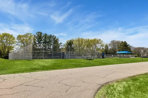 10270 Arrowwood Drive Eden Prairie MN 55347