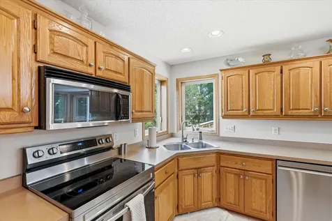 1145 159th Avenue NW Andover MN 55304