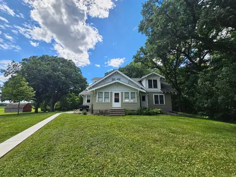 8363 County Road 2 Glencoe MN 55336