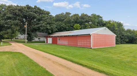 8363 County Road 2 Glencoe MN 55336