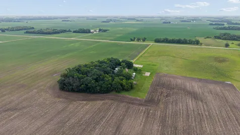 8363 County Road 2 Glencoe MN 55336
