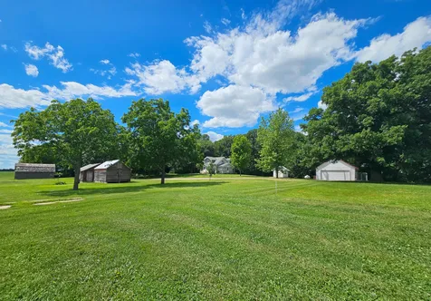 8363 County Road 2 Glencoe MN 55336