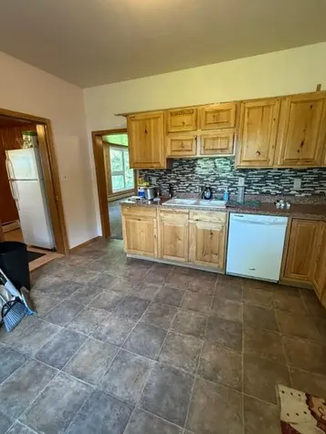 12380 13 NE Sharon ND 58277