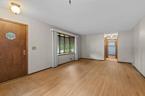 6836 Ewing Avenue N Brooklyn Center MN 55429