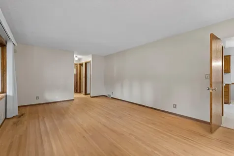 6836 Ewing Avenue N Brooklyn Center MN 55429