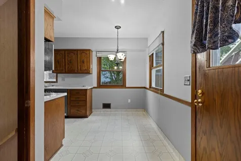 6836 Ewing Avenue N Brooklyn Center MN 55429