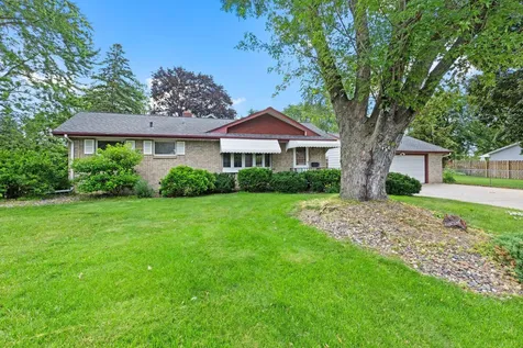 6836 Ewing Avenue N Brooklyn Center MN 55429