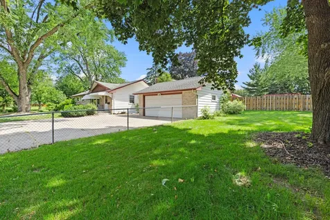 6836 Ewing Avenue N Brooklyn Center MN 55429