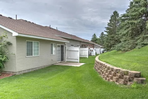 2160 Cleveland Lane S Cambridge MN 55008