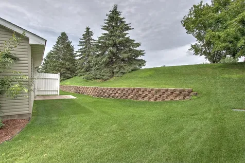 2160 Cleveland Lane S Cambridge MN 55008