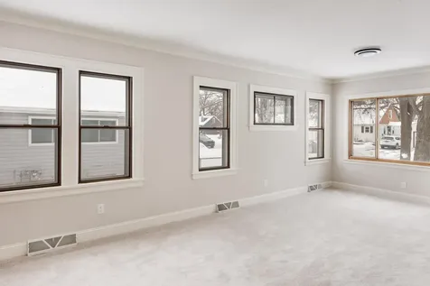 4158 Zane Avenue N Robbinsdale MN 55422