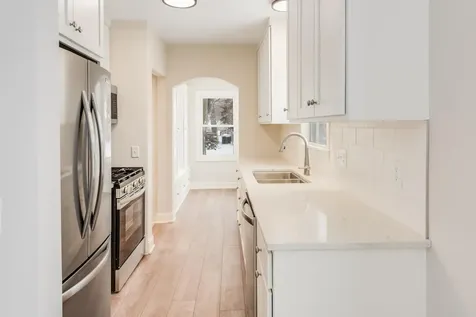 4158 Zane Avenue N Robbinsdale MN 55422
