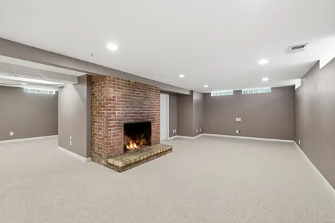 3131 Parkview Boulevard Robbinsdale MN 55422