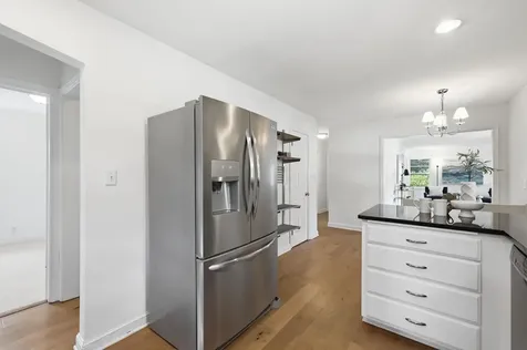 3131 Parkview Boulevard Robbinsdale MN 55422